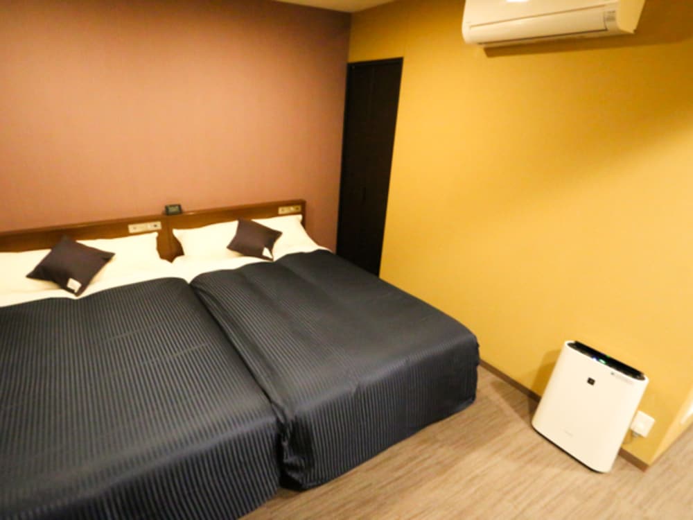 Hotel Livemax Mikawaanjo Ekimae 8/18