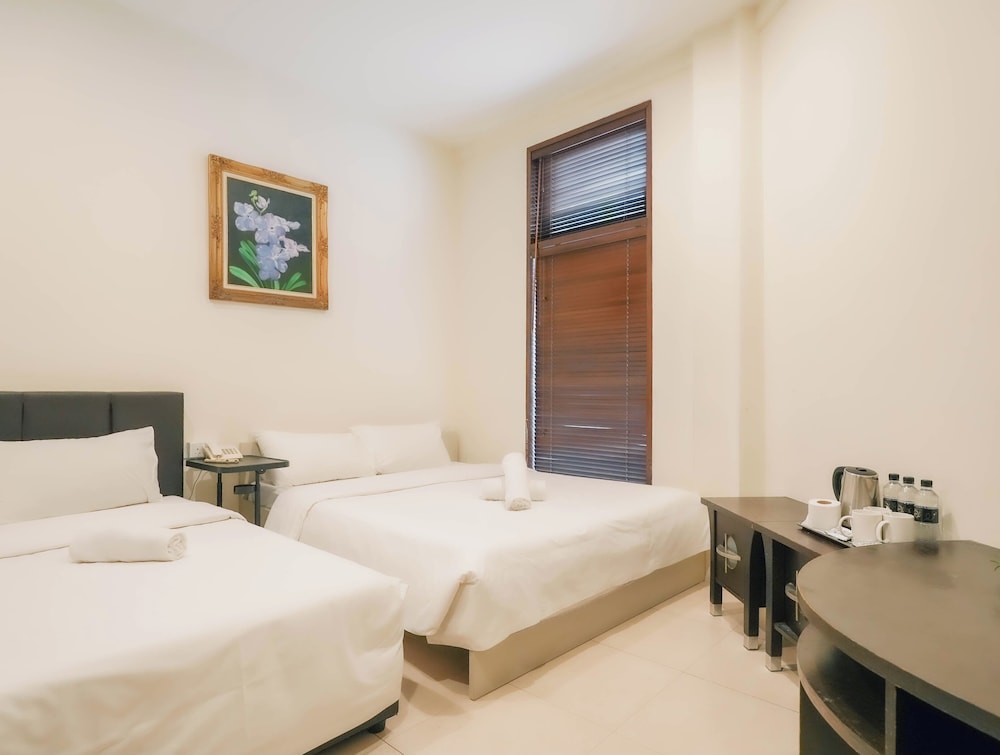 Asphodel Inn Singapore 48/65