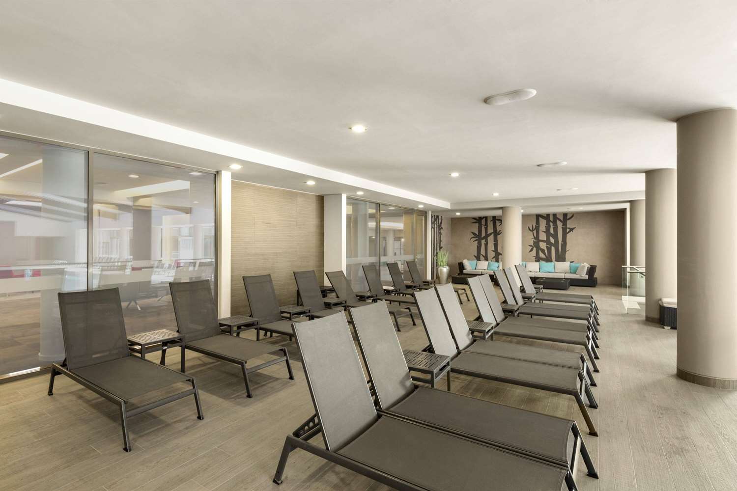 Ramada Plaza by Wyndham Bucharest Convention Center 38/57