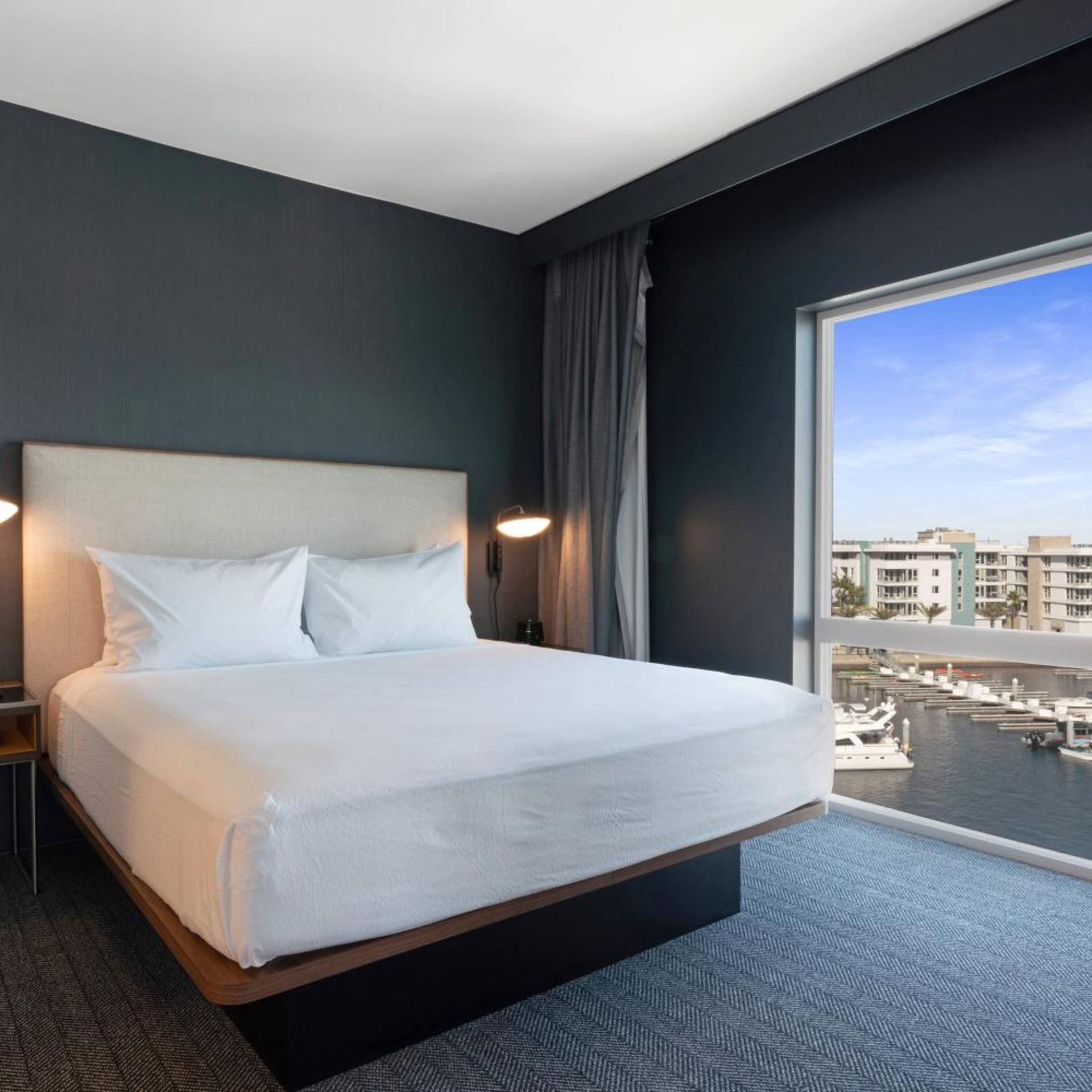 Suite, King Bed, Water Front, Sofa, Balcony