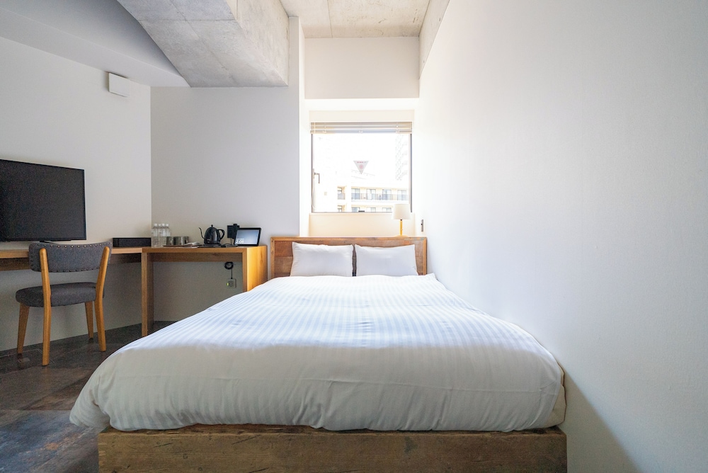 STANDARD, TWIN BEDS