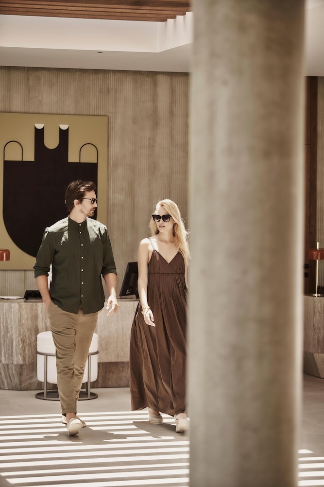 The Olivar Suites 7/50