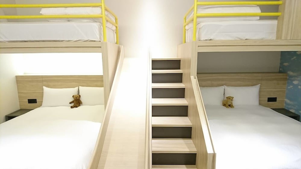 Hub Hotel 25/57