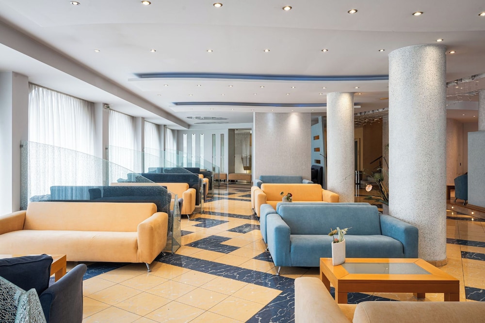 Kreoli Hotel 16/24
