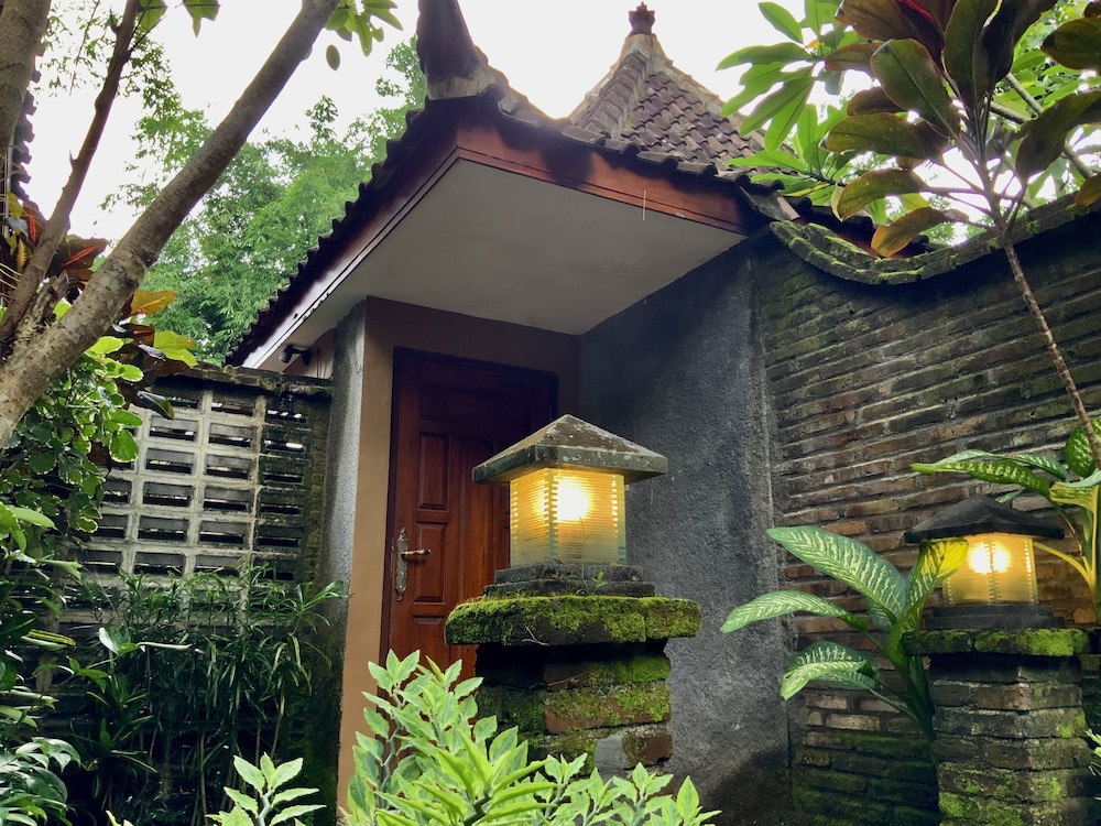 Rumah Boedi Private Residence Villa 5/64
