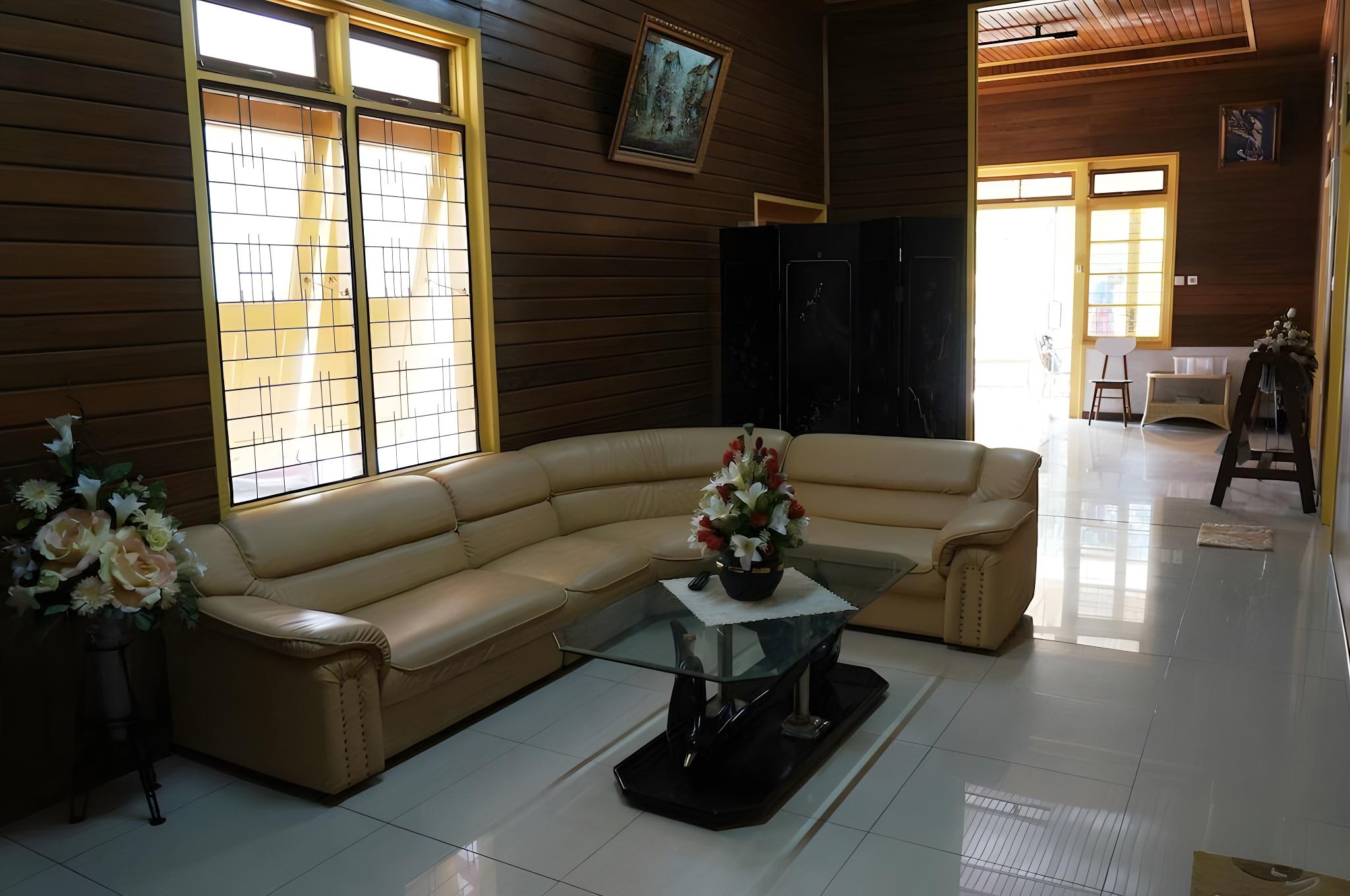 Wisma Mutiara 19/33