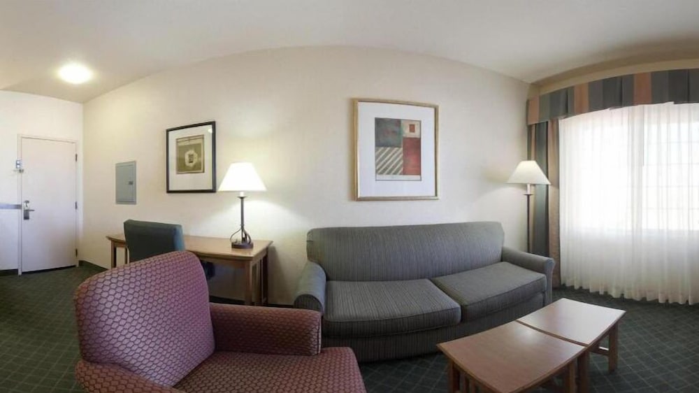 Staybridge Suites Las Cruces 34/72