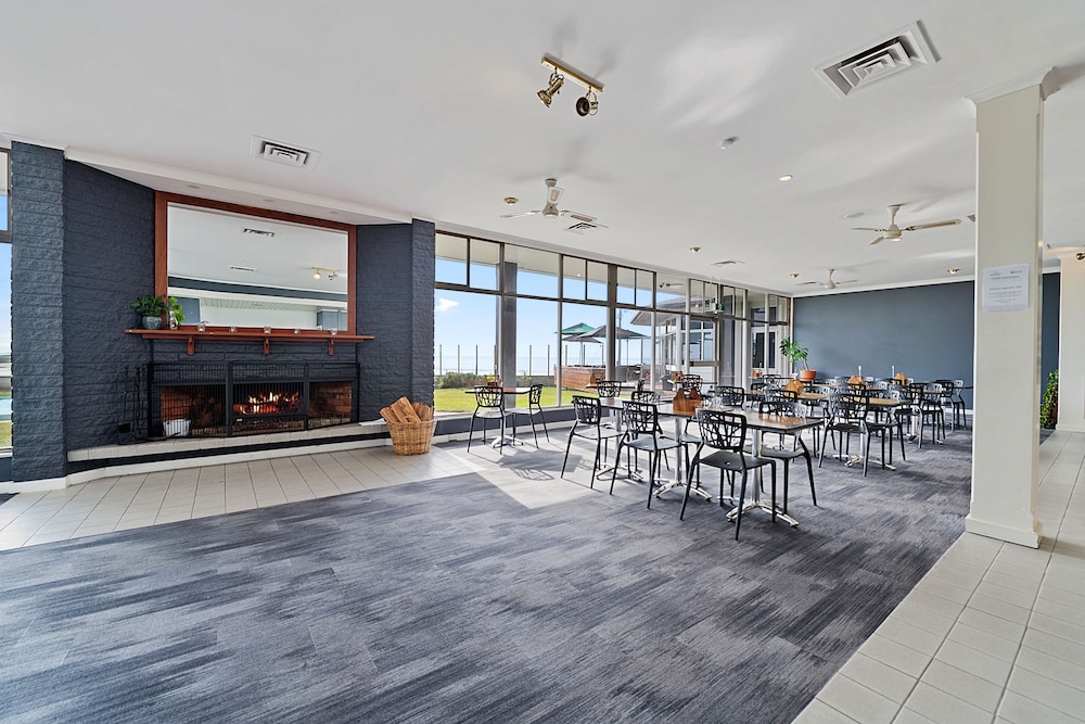 Scamander Beach Resort Hotel 25/49