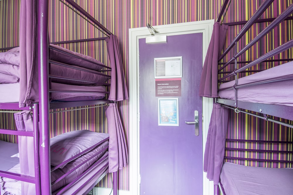 Safestay London Kensington Holland Park 18/27