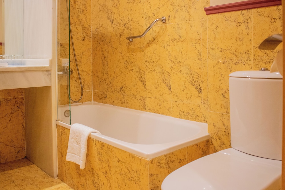 Hotel Yit Vereda Real 49/50
