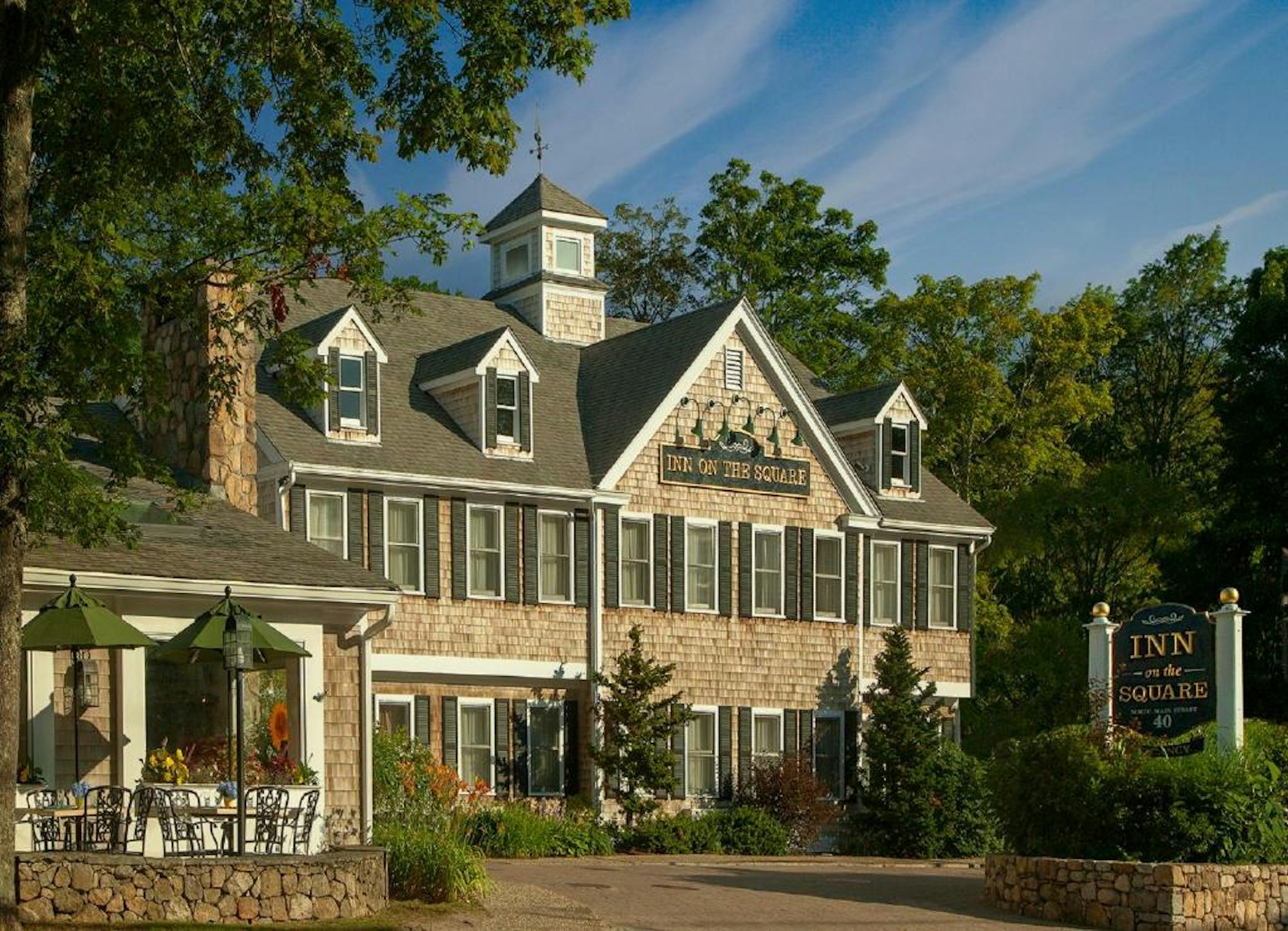 Inn On the Square 2/24