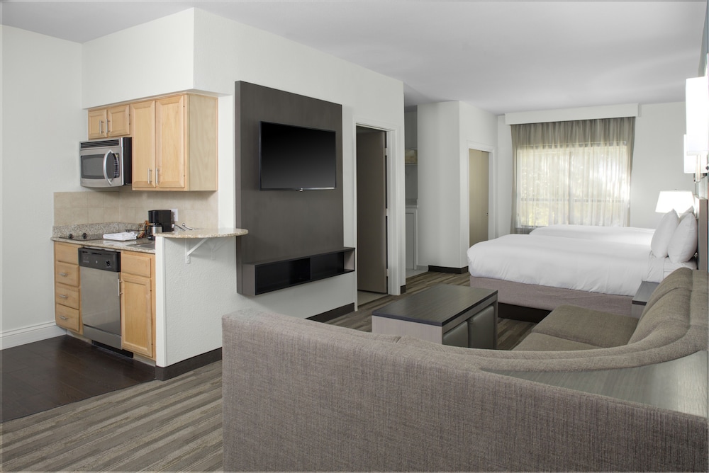 Hyatt House Dallas Lincoln Park 18/53