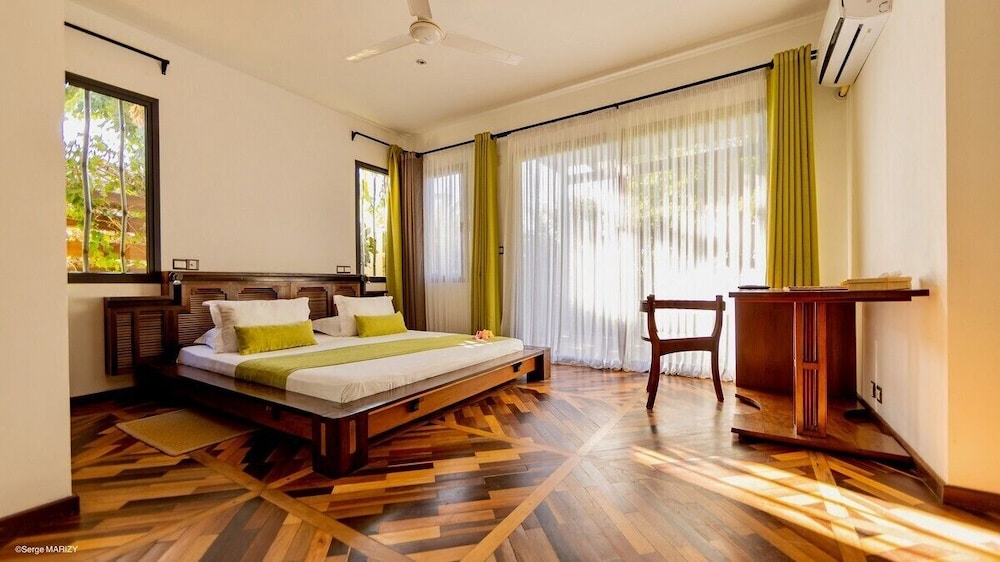 4 BEDROOMS, SUPERIOR, VILLA, BEACH VIEW, PRIVATE BATHROOM