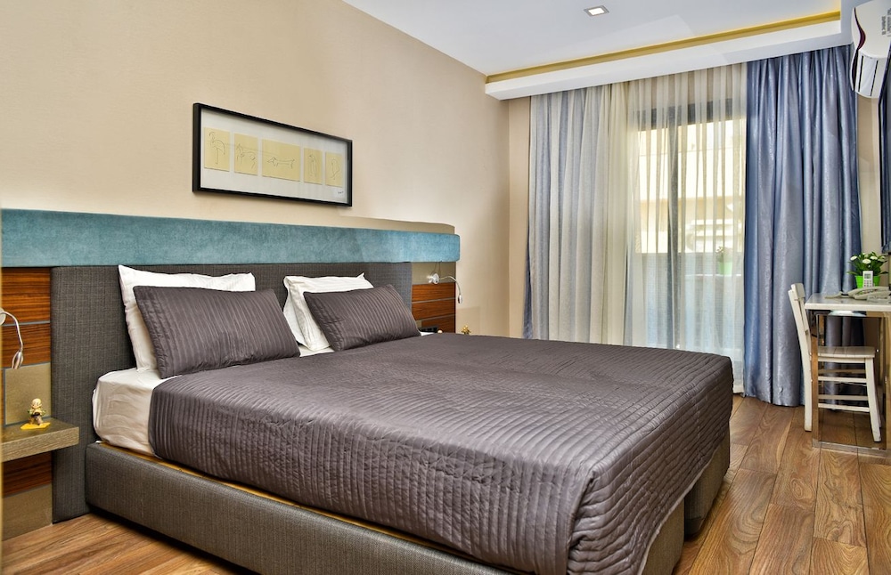 Spil Suites 6/31