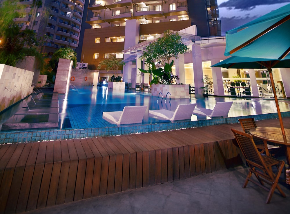 eL Hotel Jakarta 40/47