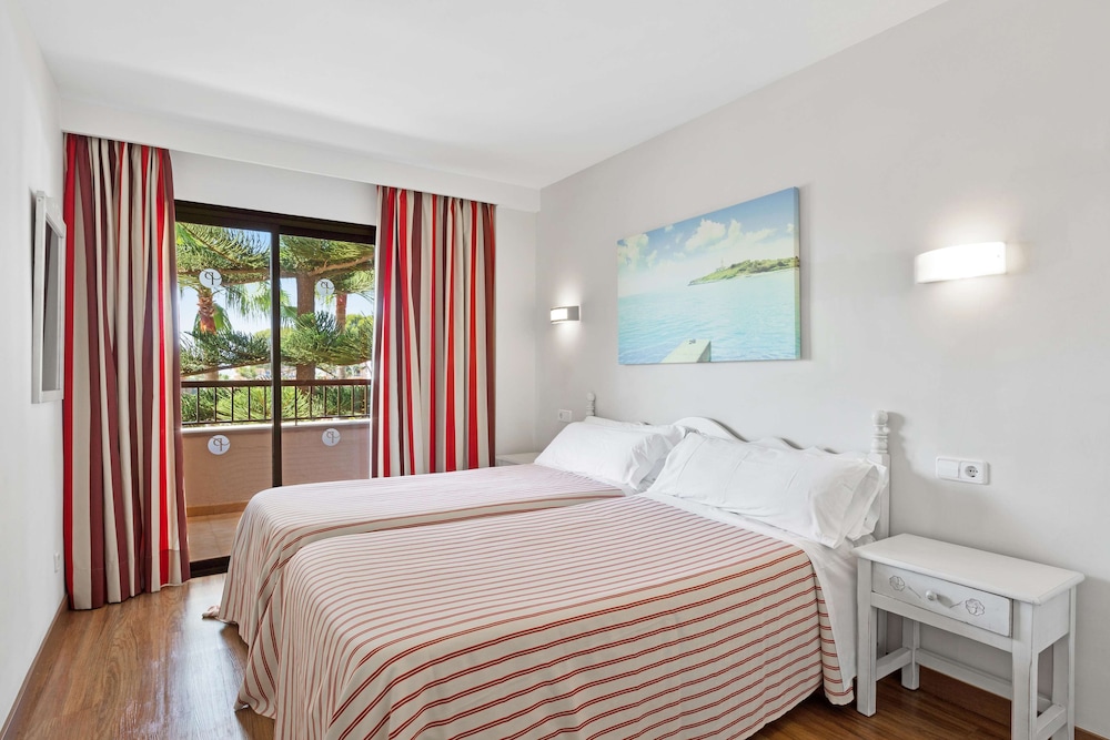 1 BEDROOM, APARTMENT, BALCONY