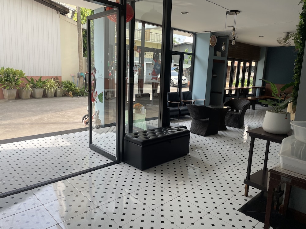 Pakchong Phubade Hotel 37/57