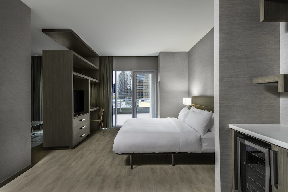 Ac Hotel By Marriott Charlotte City Center 16/61