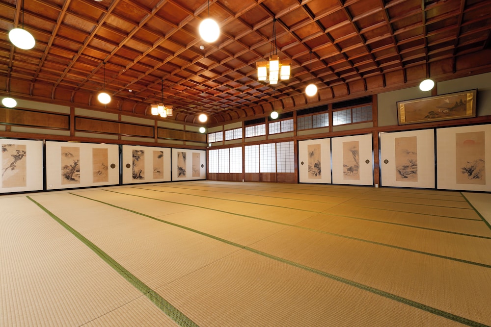 Seikiro Ryokan Historical Museum Hotel 41/50