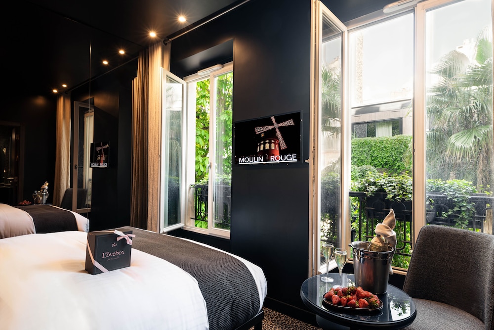 B Montmartre Hotel 37/51