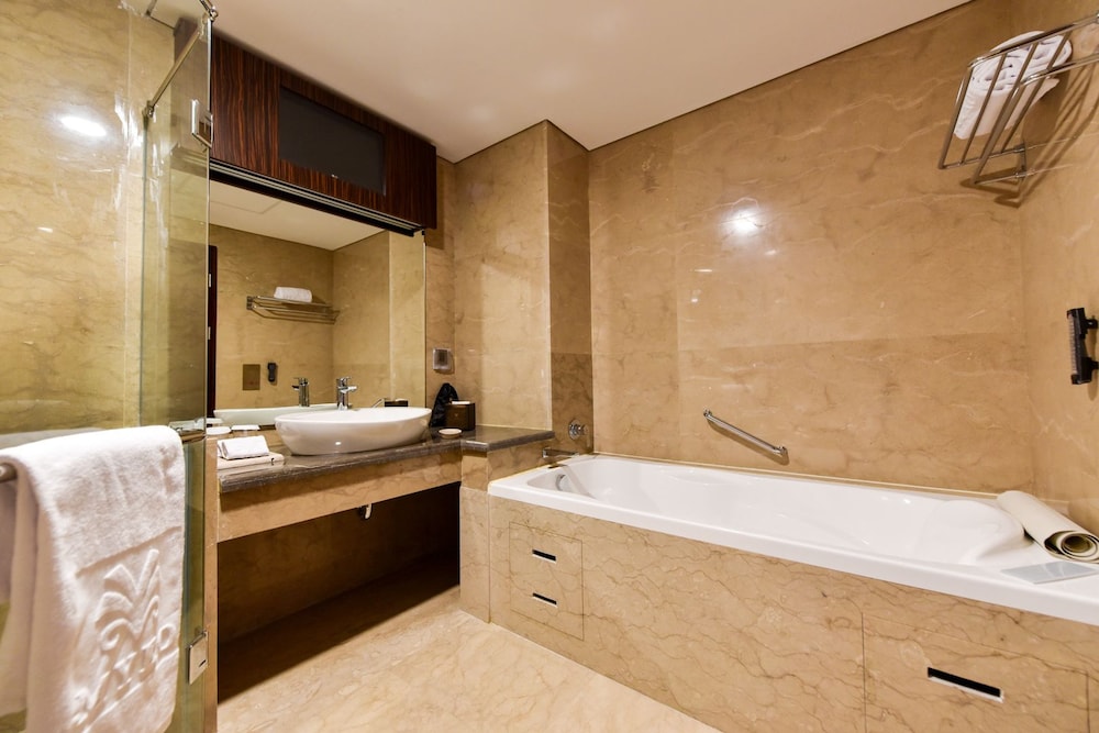 Myko Hotel And Convention Center Makassar 64/64