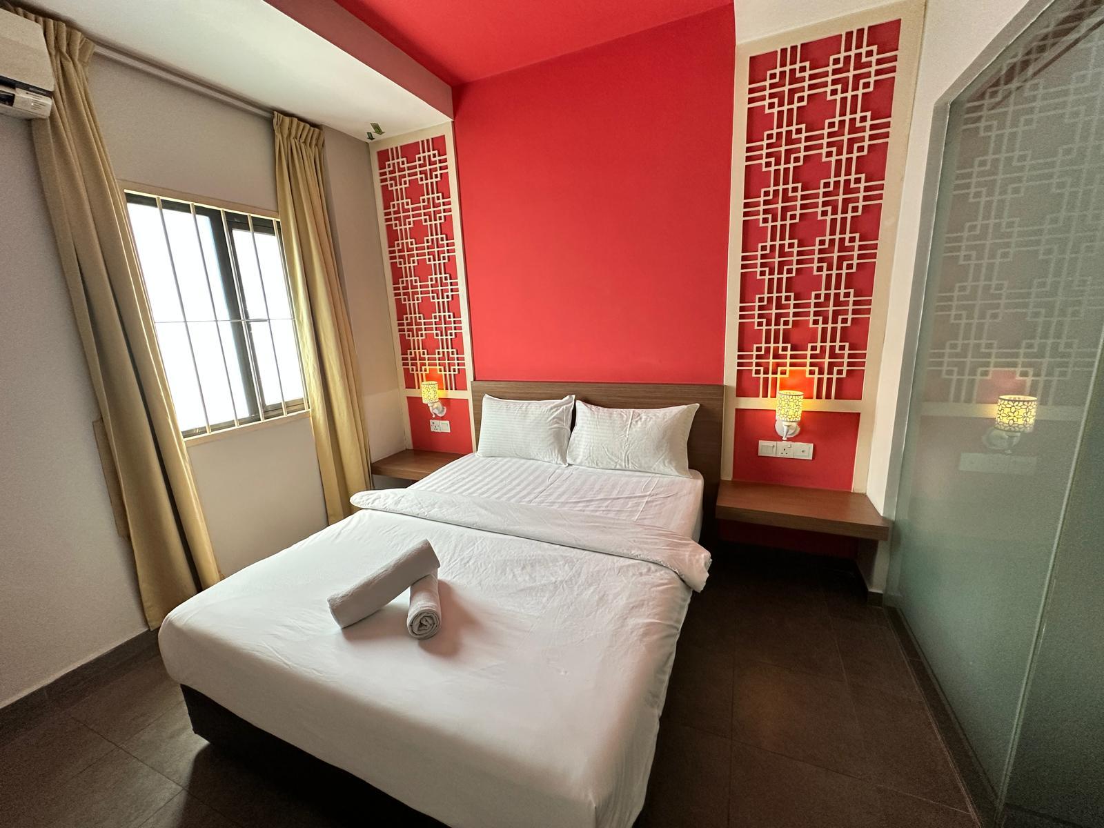 Superior, Queen Bed