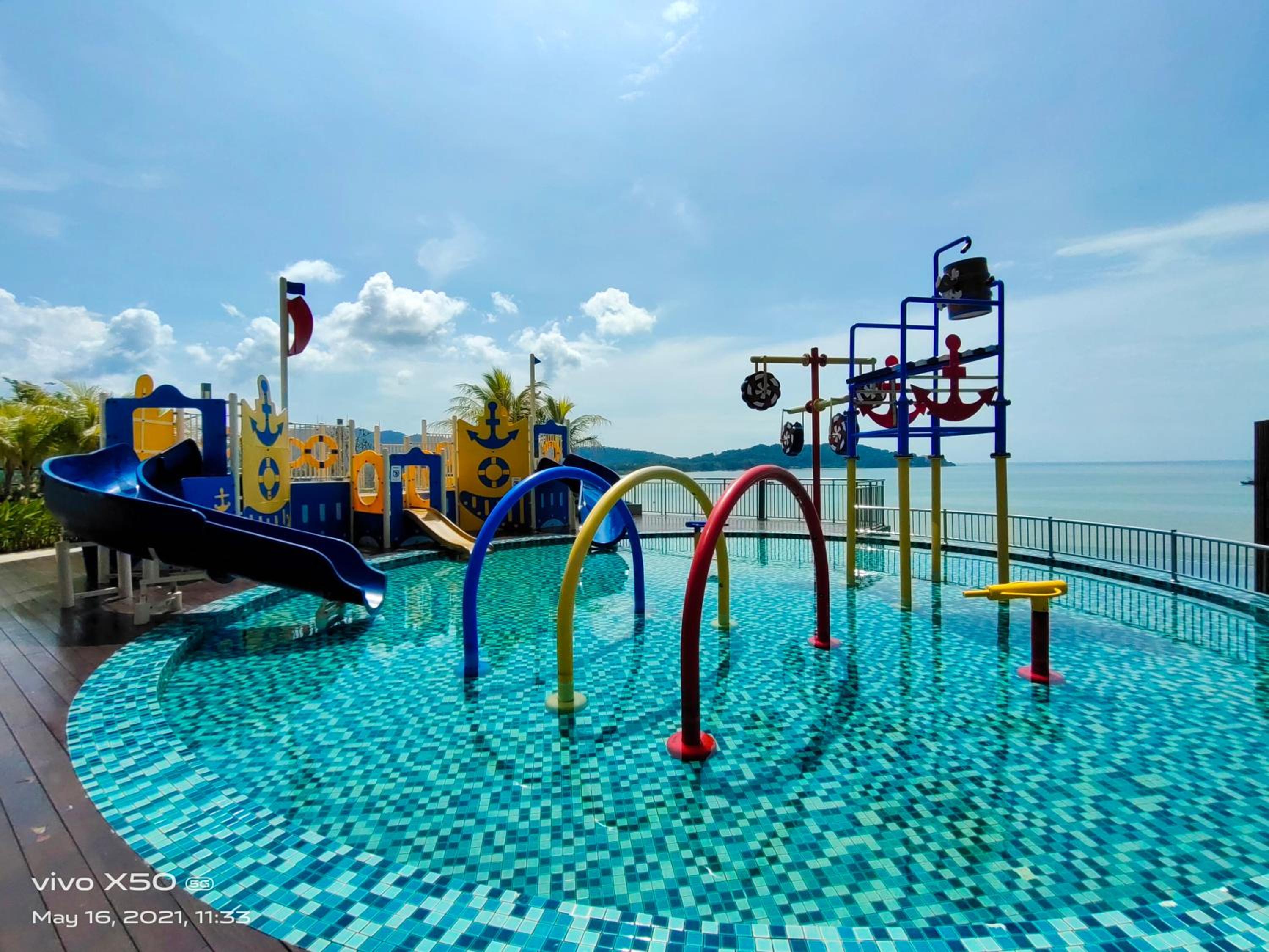 Glex Hotel Kuantan 11/18