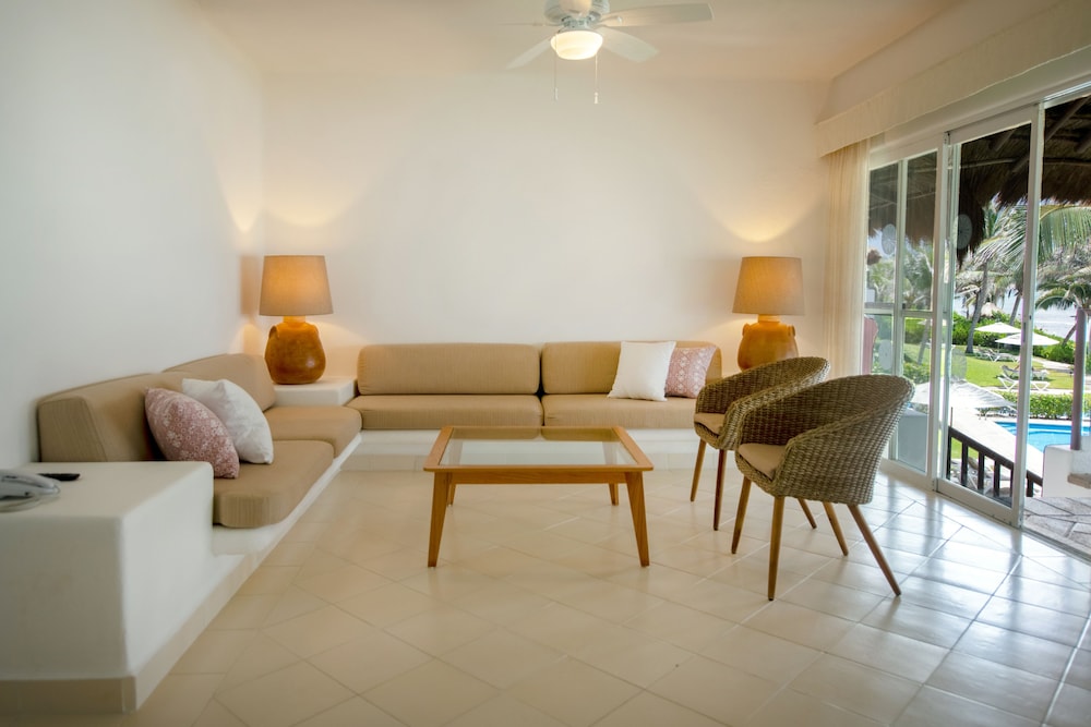Las Villas Akumal 18/50