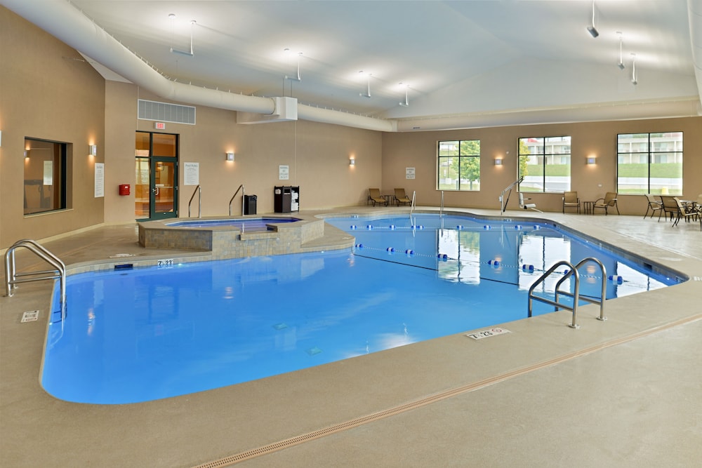 swimming pool spa
