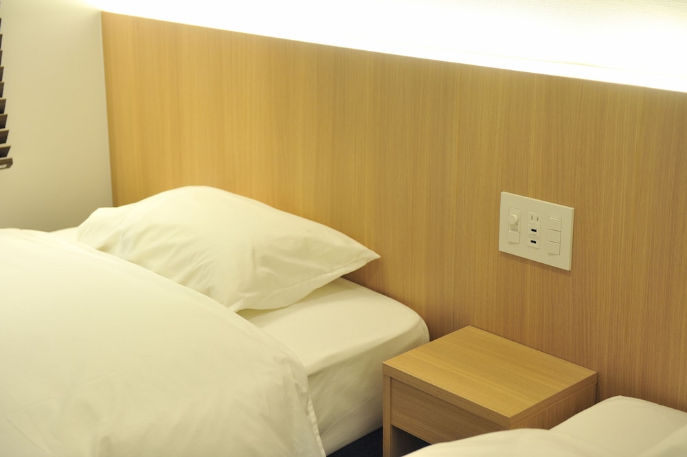 Fugastay Shijo Omiya 30/38