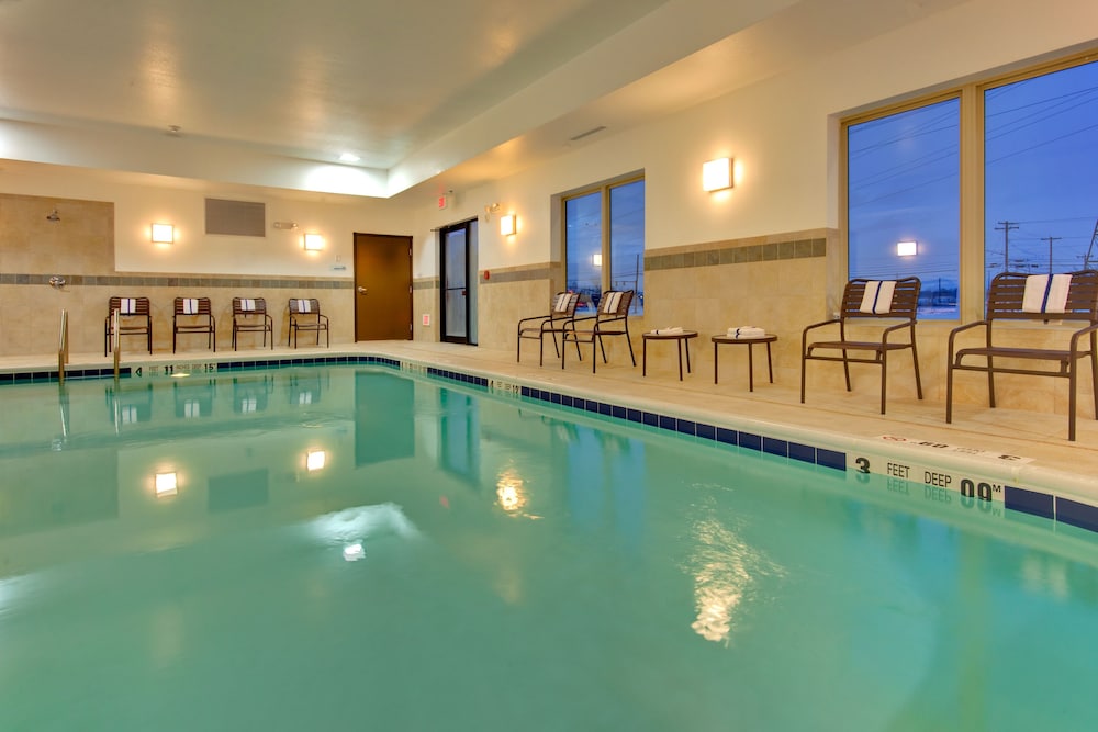 Holiday Inn Express & Suites Dewitt (Syracuse) 1/61