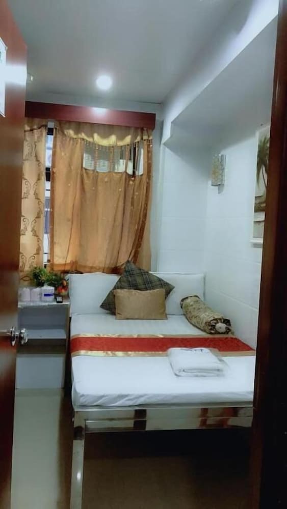 Junior Suite, 1 Single and 2 Double Beds