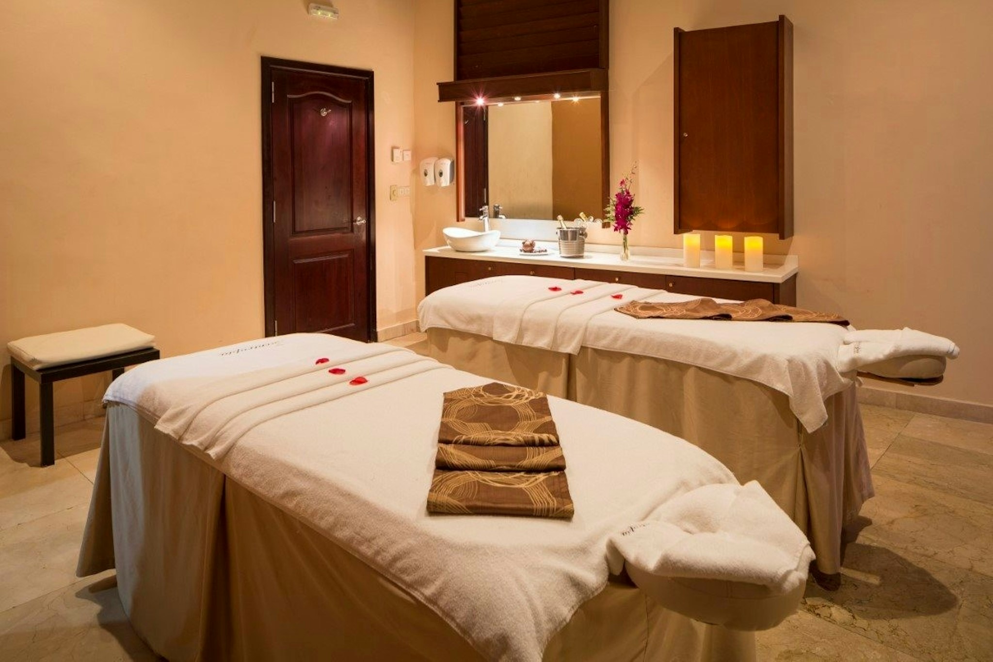Grand Palladium Lady Hamilton Resort and Spa 17/42