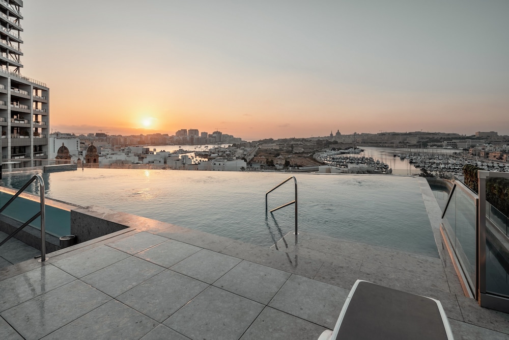 Grands Suites Hotel Residences & Spa 43/50