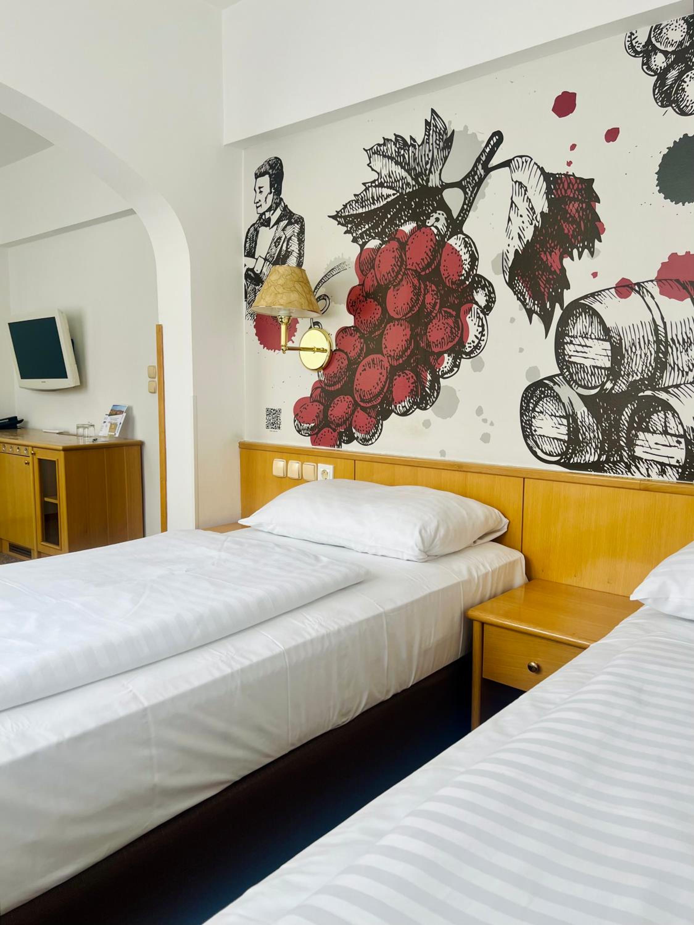 غرفة ديلوكس بسرير مزدوج أو سريرين منفصلين