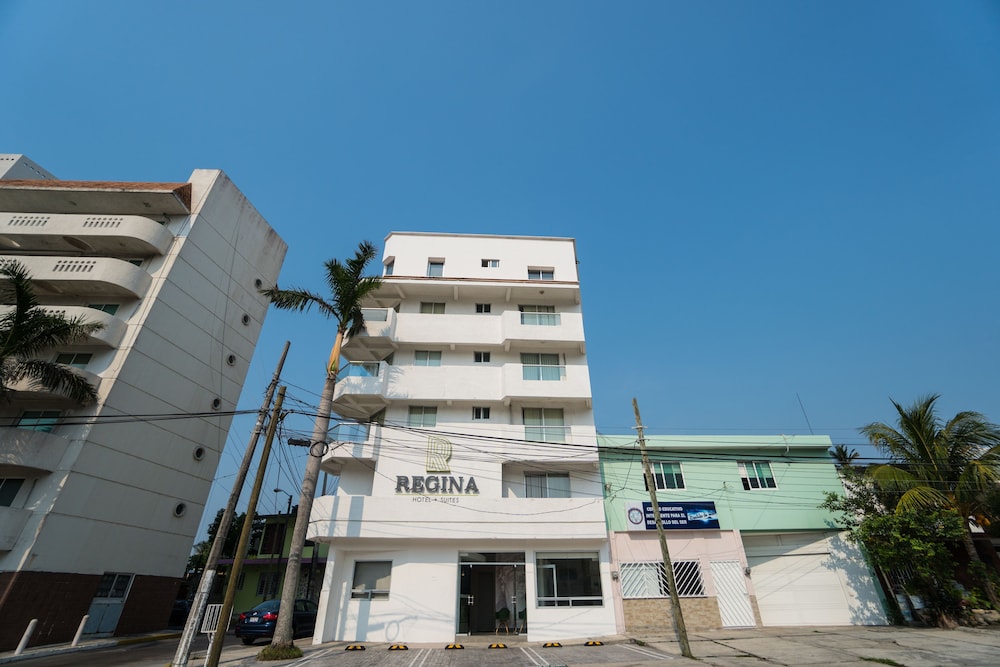 Hotel Suites Regina 2/30