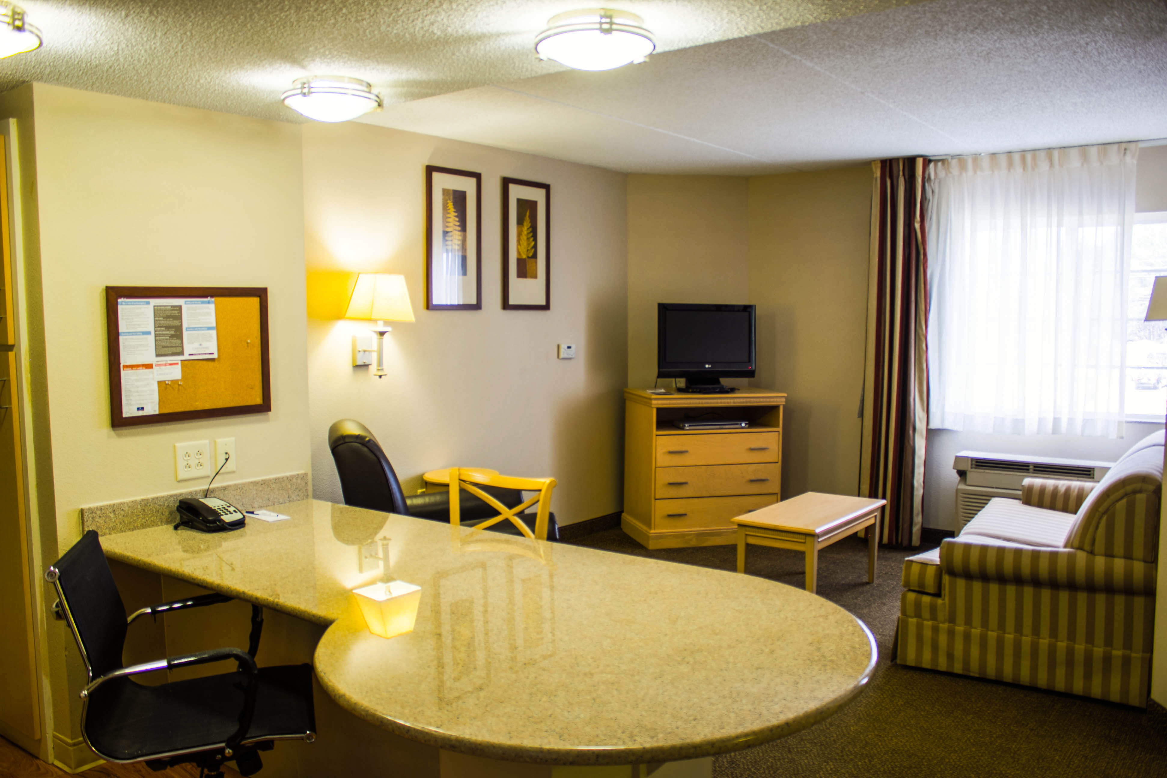 CANDLEWOOD SUITES WILSON 24/38