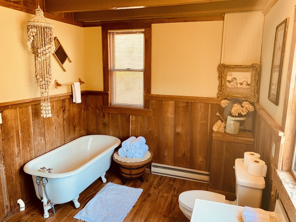 Good Place Farms Bed and Breakfast 71/71