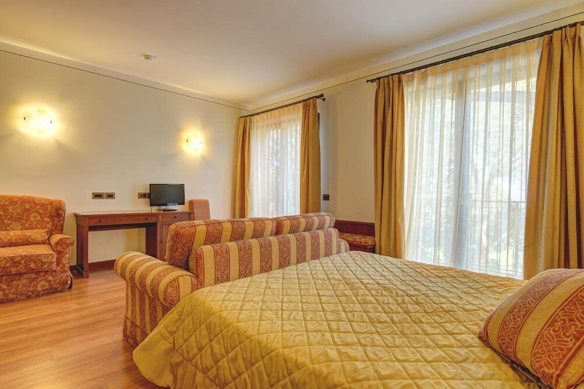 rooms