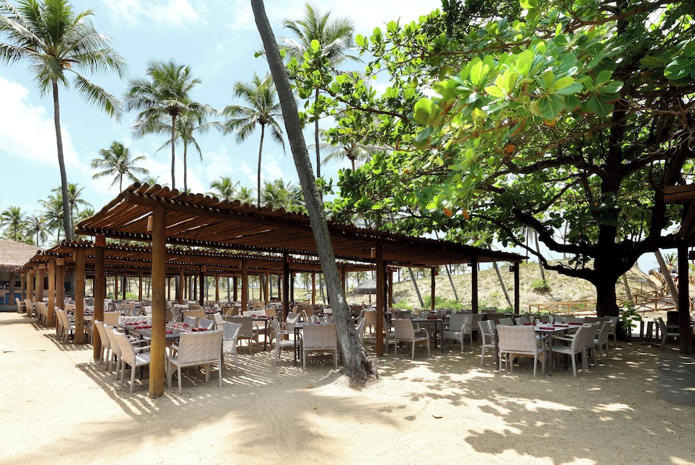 The Signature Level at Grand Palladium Imbassaí Resort & Spa 39/44