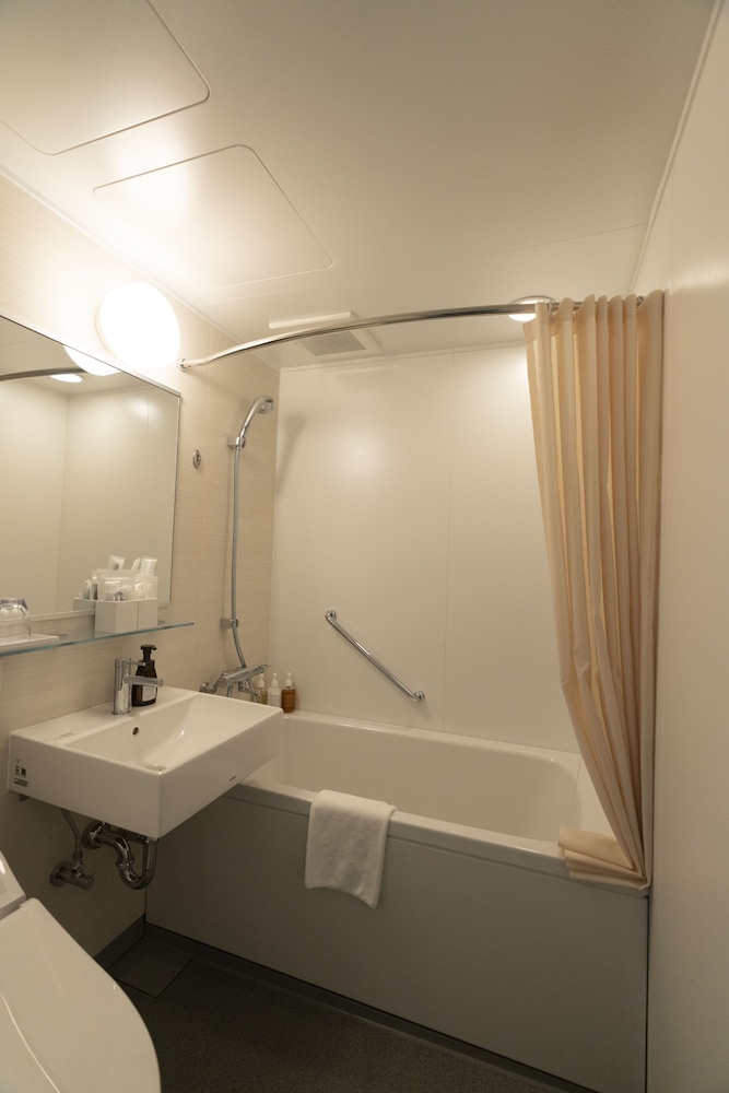 Hamacho Hotel Tokyo Nihonbashi 67/68