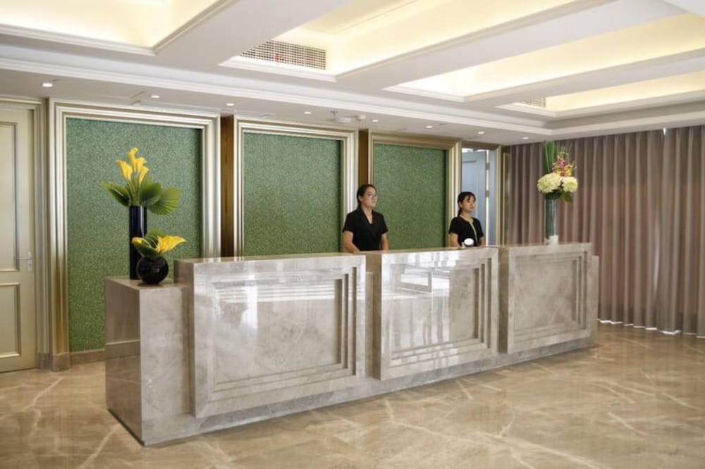 The Hotel V (Zhenjiang Jingkou) 2/25