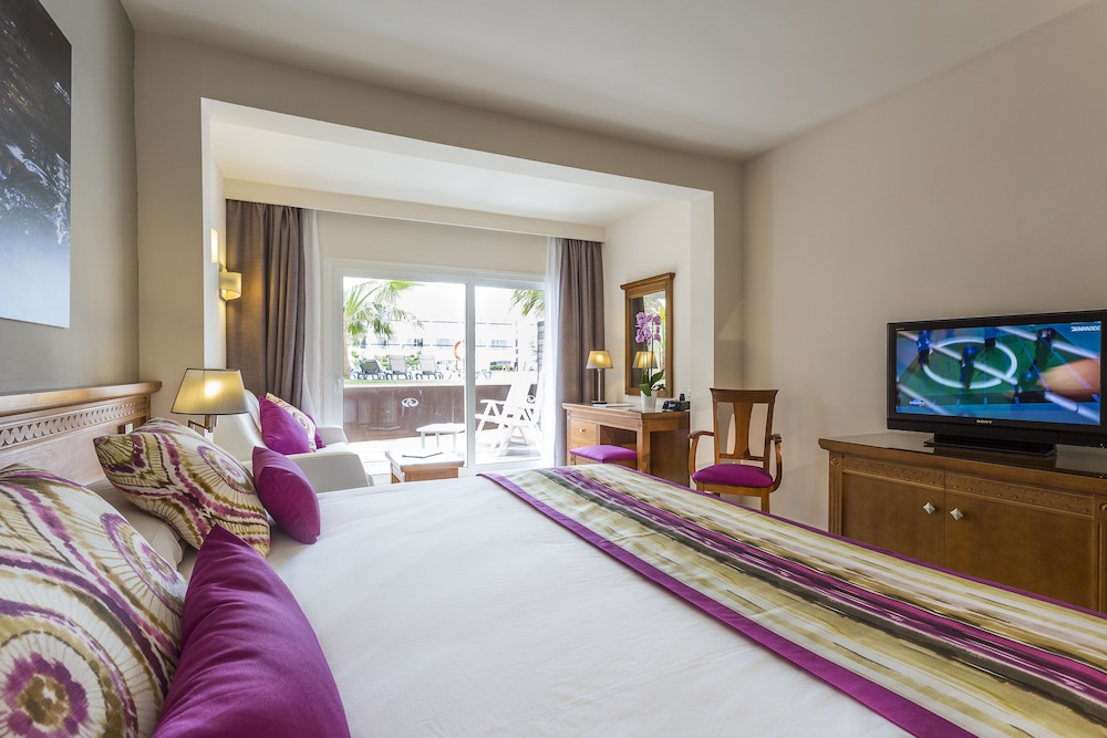 GRAND PALLADIUM PALACE IBIZA RESORT 19/64