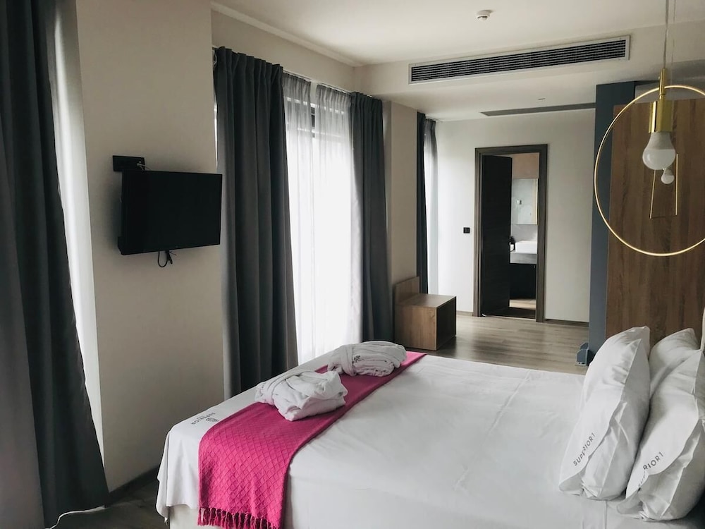 Superior One Boutique Hotel 17/35