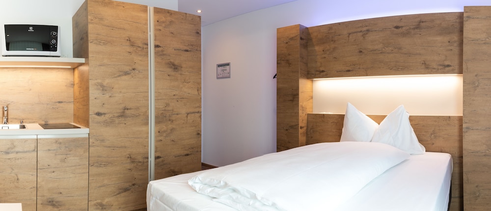 Jet Hotel Zurich Airport 22/45