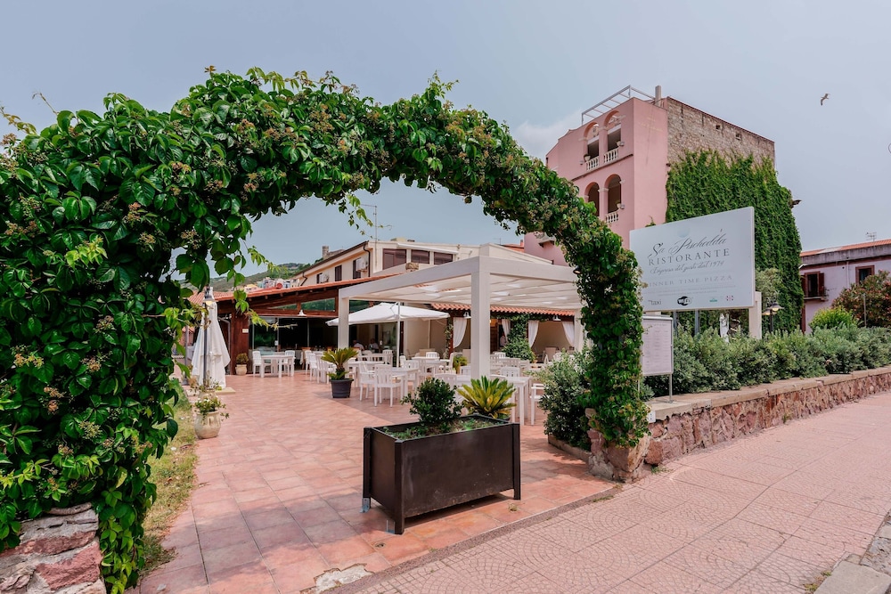Hotel Palazzo Sa Pischedda 74/78