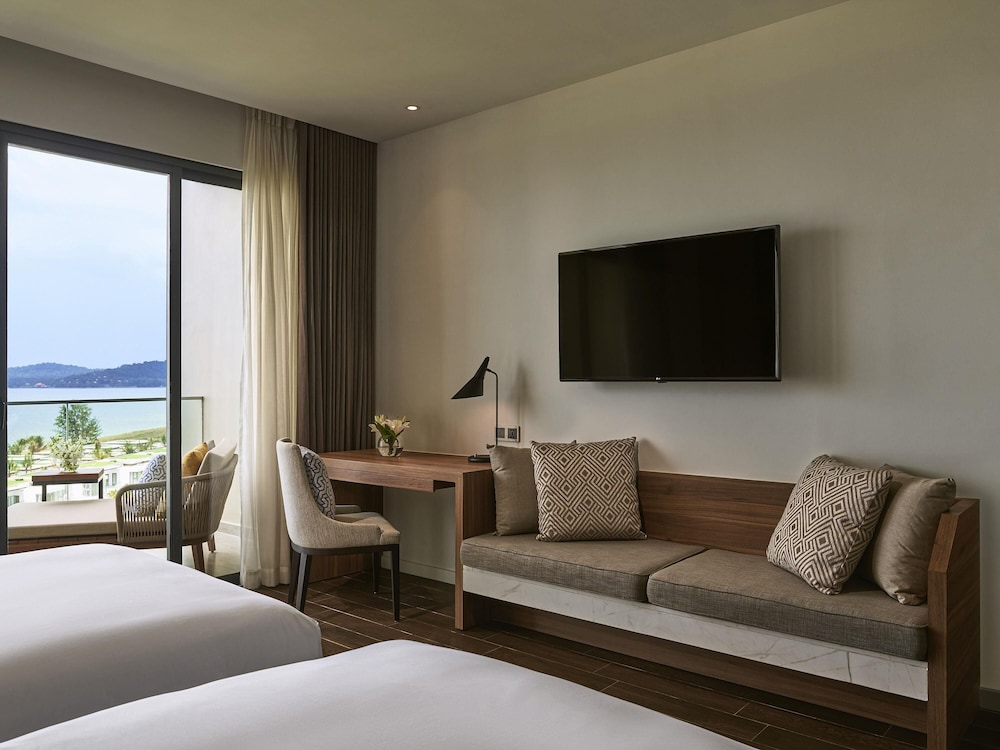 Movenpick Resort Waverly Phu Quoc 55/77