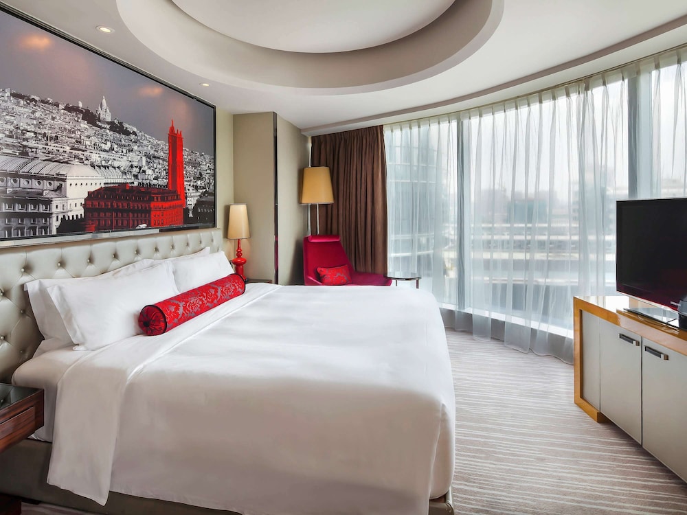 Sofitel Guangzhou Sunrich 32/76