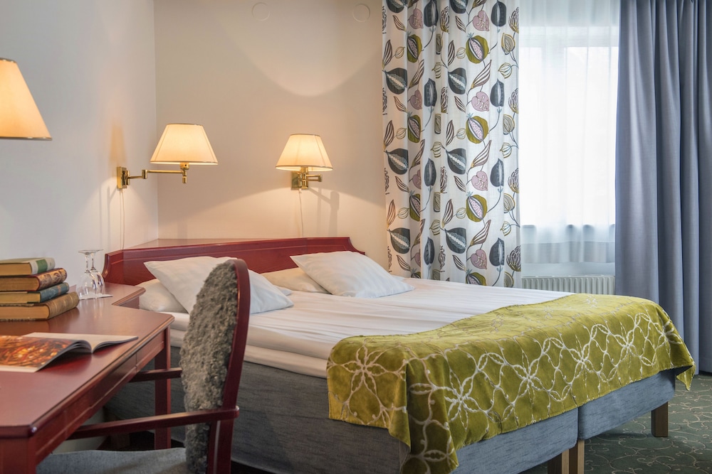 Best Western Strand Hotel 18/60