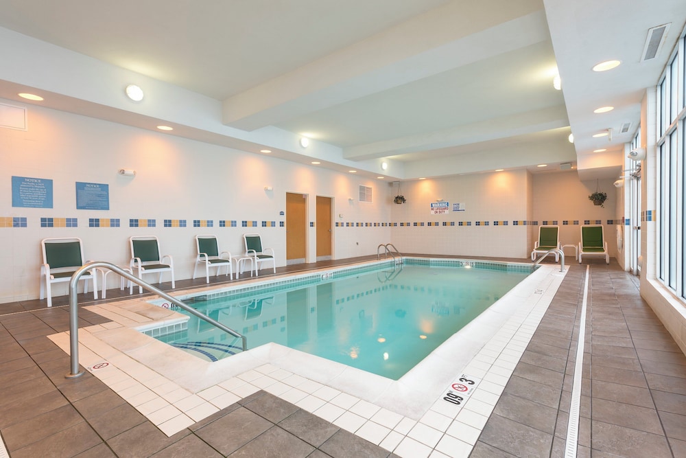 Holiday Inn Aurora North Naperville 16/33
